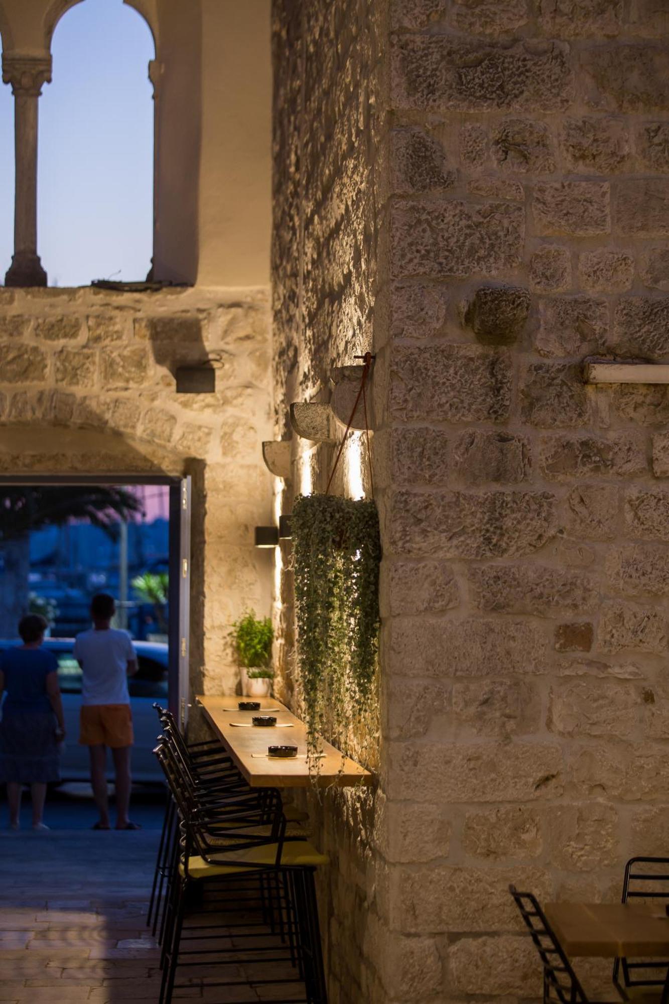 Hotel Bifora Heritage Trogir